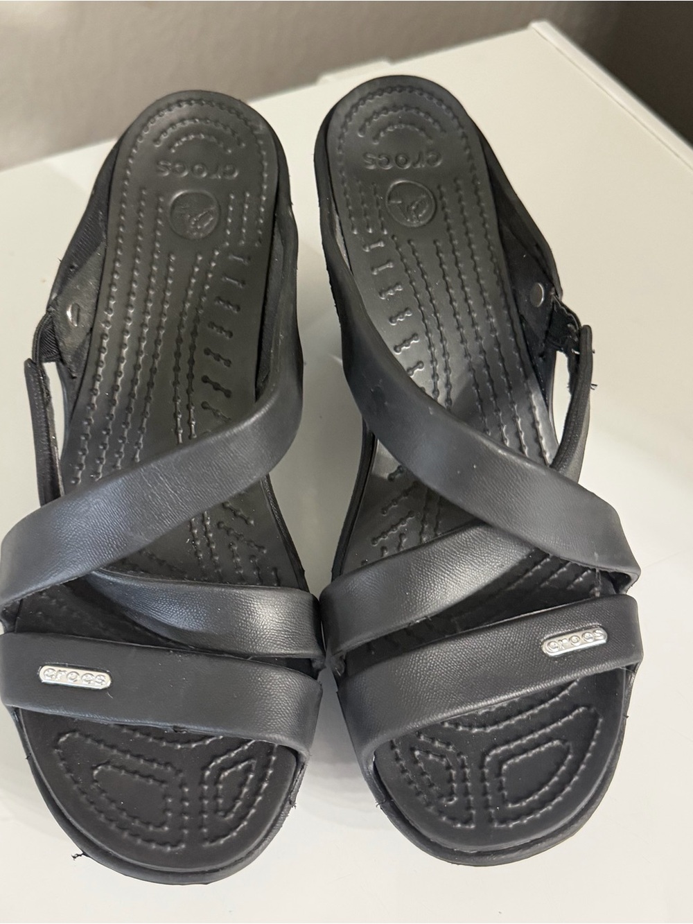 CROCS Women's Black Strappy Slide Sandals
